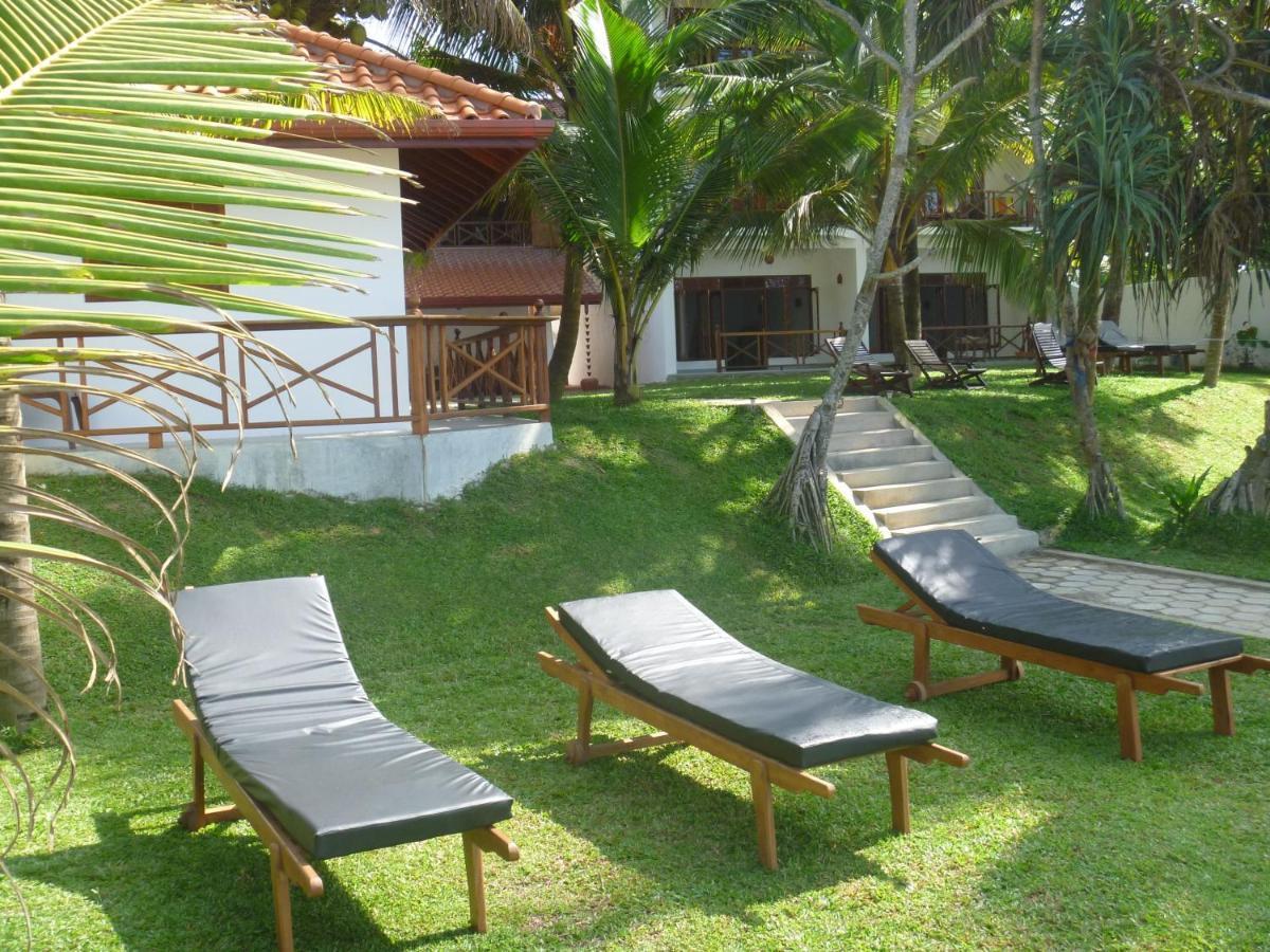 Aussie Swiss Weligama Hotel Exterior foto