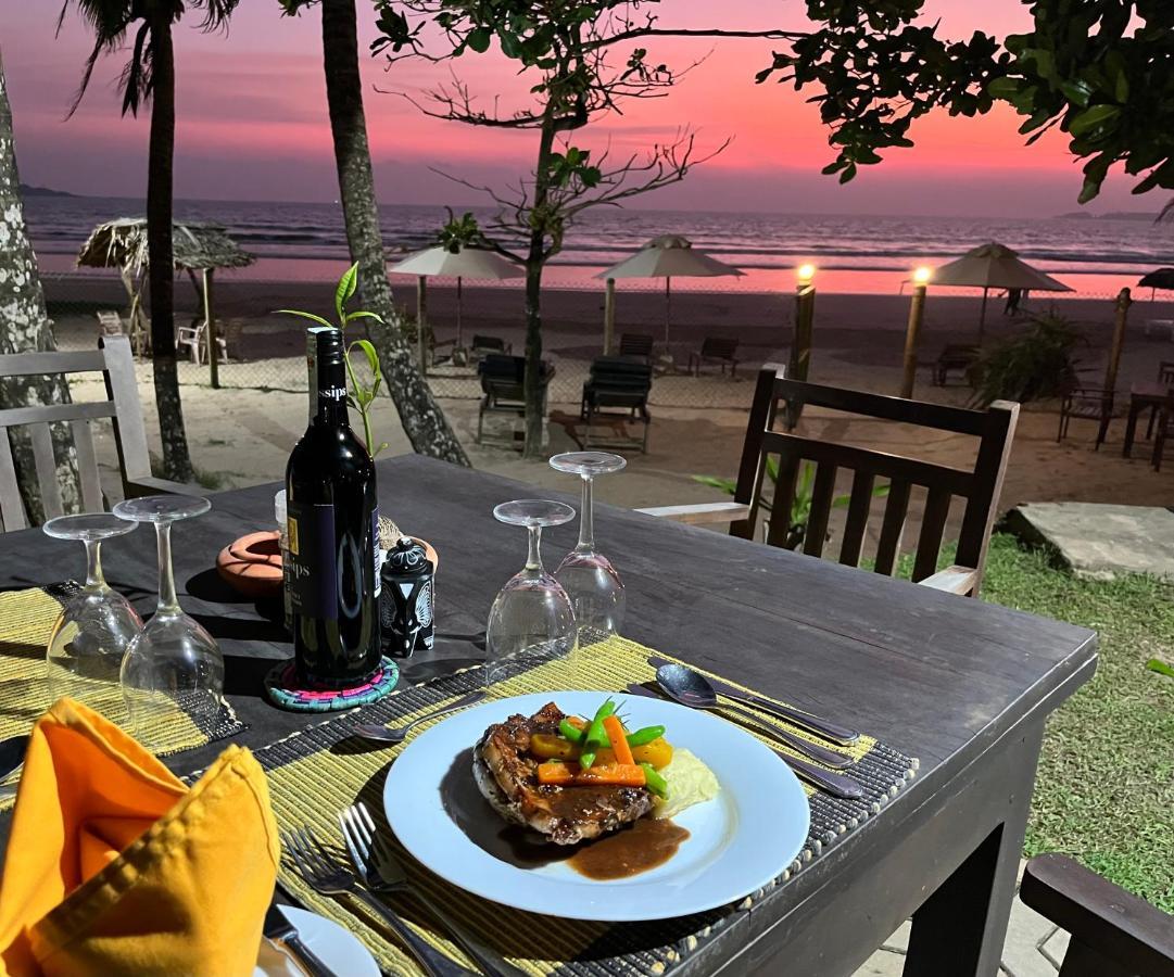 Aussie Swiss Weligama Hotel Exterior foto